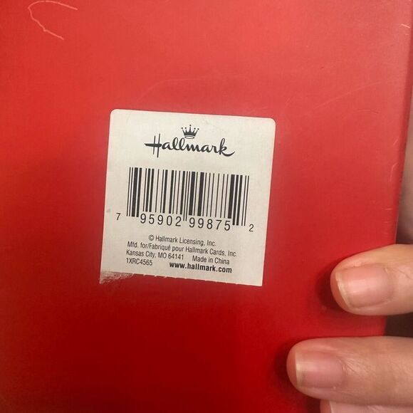 Hallmark Porcelain Dated Bell 2007 Collector’s Ornament Wreath Christmas NEW - Picture 6 of 9